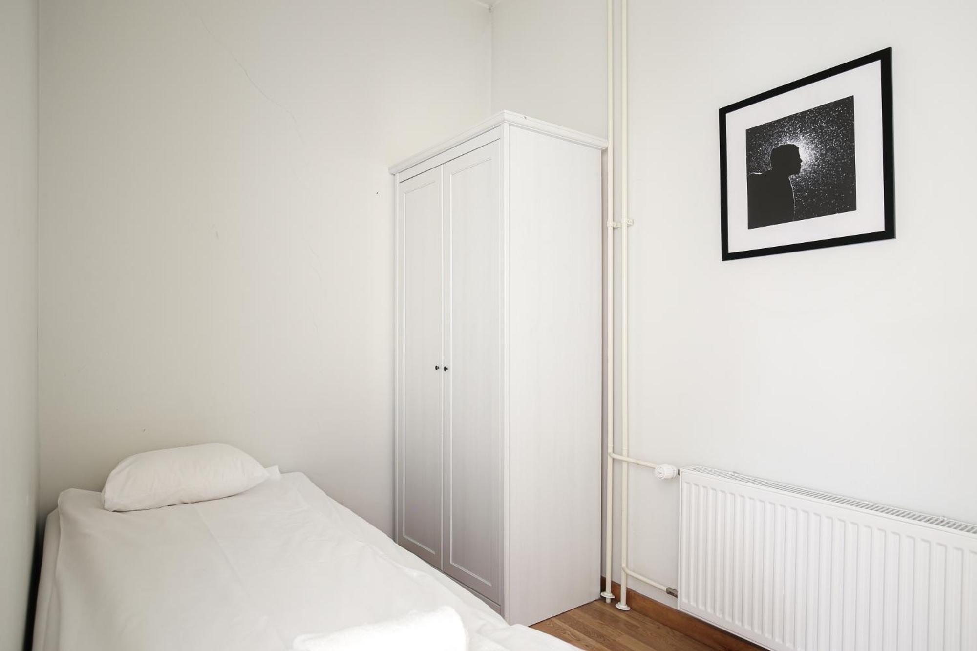 Kotimaailma Apartments Kamppi - 3Br In The Center With Key Code 헬싱키 외부 사진